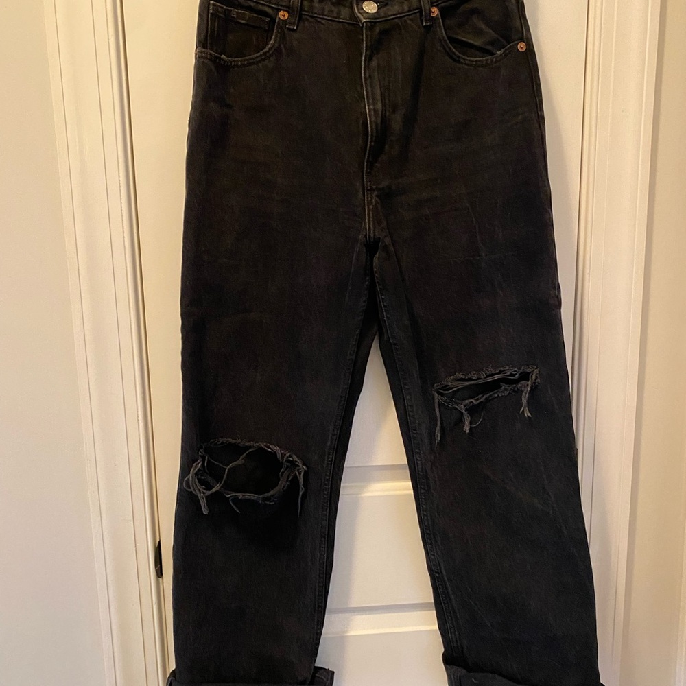 Zara Black Relaxed Jeans with Distressed Details